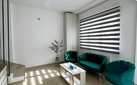 Awa Boutique